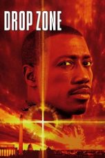 Nonton film Drop Zone (1994) terbaru sub indo di Layarkaca21 LK21 INDOXXI Cinema21 XX1
